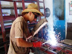 Sanayi ciro endeksi Temmuz'da azaldı