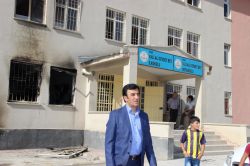 Van’da okula molotoflu saldırı