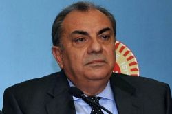 Tuğrul Türkeş AK Parti'den aday