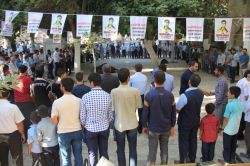 Şanlıurfa’da şehitlerin gölgesinde bayramlaşma