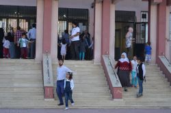 Batman’da 169 bin öğrenci okula başladı