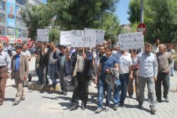 Okulların açılmasıyla yeni bir istihdam kapısı açıldı