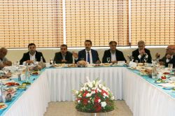 ‘Silahla demokratik mücadele yan yana yürümez’