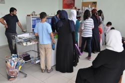 Batman Umut-Der'den yüzlerce öğrenciye kırtasiye yardımı