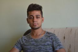 Yeni aldığı motosiklet kapının önünden çalındı