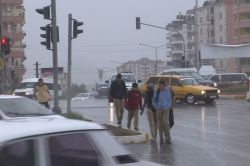 Diyarbakır sağanak yağış hazırlıksız yakaladı