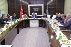 Vanlı tüccarlar Kapıköy Gümrük Kapısının açılmasını istedi