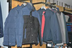 Kışlıklar vitrindeki yerini aldı