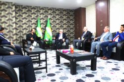 Saadet Partisi’nden HÜDA PAR’a ziyaret