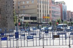 Sur’un bazı mahallelerinde sokağa çıkma yasağı kalktı