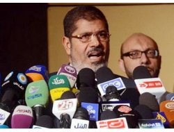 Mursi Yemin Ederek Göreve Başladı