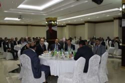 Şırnak Valisi STK’lar yemekte bir araya geldi