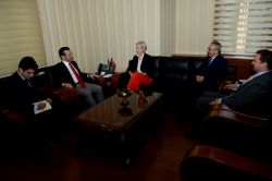 Vali Aksoy ABD Adana başkonsolosu ile görüştü