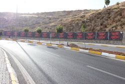 Mardin Büyükşehir Belediyesi'ne billboard tepkisi