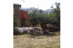 Kepçenin çarptığı kadın hayatını kaybetti