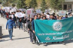 YYÜ öğrencilerinden DBP’li belediyeye ‘karikatür’ tepkisi