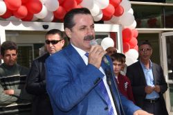 Suriye’ye insani yardım için kapı açıldı