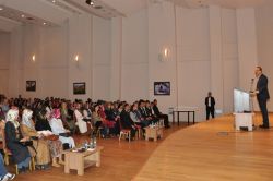 ‘İnsan hayatında olumlu etkisi olmayan eğitimin sorgulanması gerek’