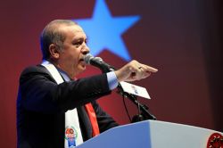 Erdoğan: Diyarbakır’da o afişlerin kullanılması kanıma dokundu