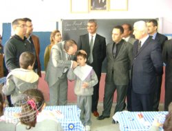 İkinci Etap Diş Fırçası İle Flor Jel Uygulaması Başladı