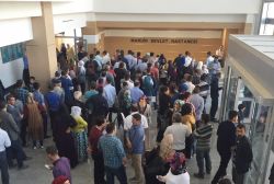 Mardin Devlet Hastanesi’nde sıra kuyruğu