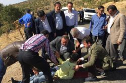 Siirt'te tarım aracı devrildi: 3 yaralı