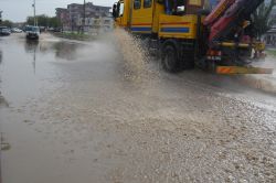 Batman’da caddeleri su bastı