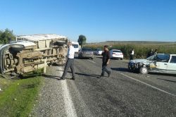 Diyarbakır-Batman yolunda kaza: 3 yaralı