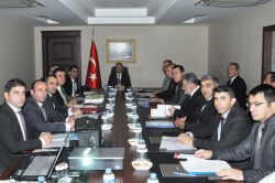 Şırnak’ta ‘Kadına ve çocuğa karşı şiddetin önlenmesi’ toplantısı