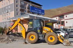 Bitlis Devlet Hastanesi’nde çevre düzenlemesi başlatıldı