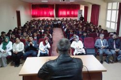 Öğrencilere kan bağışı semineri verildi