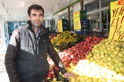 Vanlı  manavlar, “Seçimden sonra umduğumuzu bulduk”