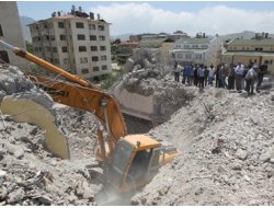 Yıkımı Yapılan Binada Göçük