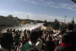 Hayatını kaybeden öğrenci için yapılan protestoda olaylar çıktı