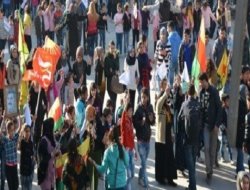 PYD ENKS’ye karşı yürüdü!