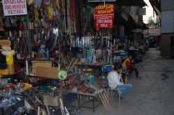 Sur esnafı kan ağlıyor