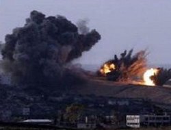 İşgalci israil Tankları Gazze`yi Bombaladı