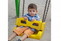 3’üncü kattan düşen çocuk hayatını kaybetti