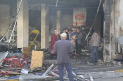 Silvan Kaymakamı mağdur esnafı ziyaret etti