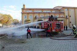 Bitlis itfaiyesinden yangın tatbikatı