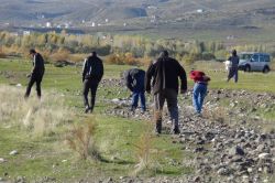 Çevre illerden Bingöl'e göktaşı akını devam ediyor