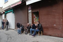 “Hayatımız devamlı risk altında”