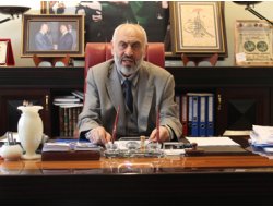 Bu Gecede Allah'ın Rahmet Kapısına Dokunmalıyız