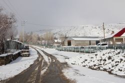 Karlıova beyazlara büründü