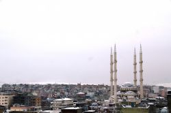 Midyat'a yılın ilk karı düştü