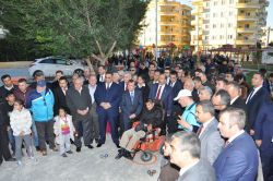 Tarsus’ta ‘Engelsiz Park’ açıldı