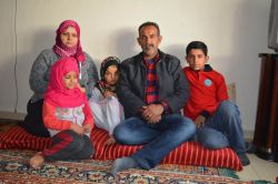 Suriyeli Mühendis Batman’da ailesiyle hayata tutunmaya çalışıyor