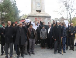 “Biz toplumun aynasıyız”