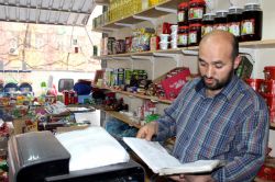 AVM’ler küçük esnafı bitiriyor