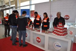 Batman'da depreme karşı bilinçlendirme standı açıldı